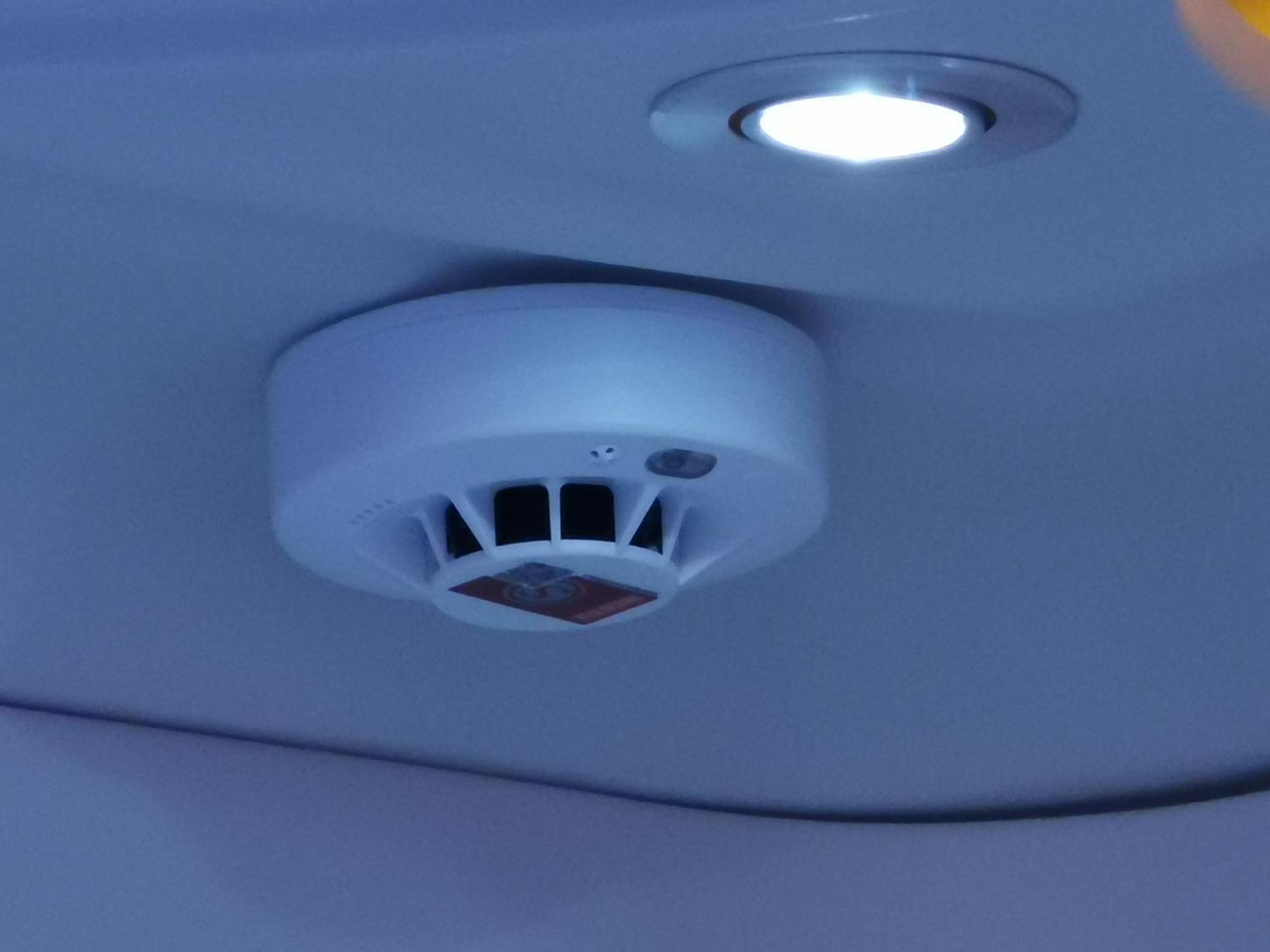 橙舍太空艙 Tw Capsule Hostel Đài Bắc Ngoại thất bức ảnh